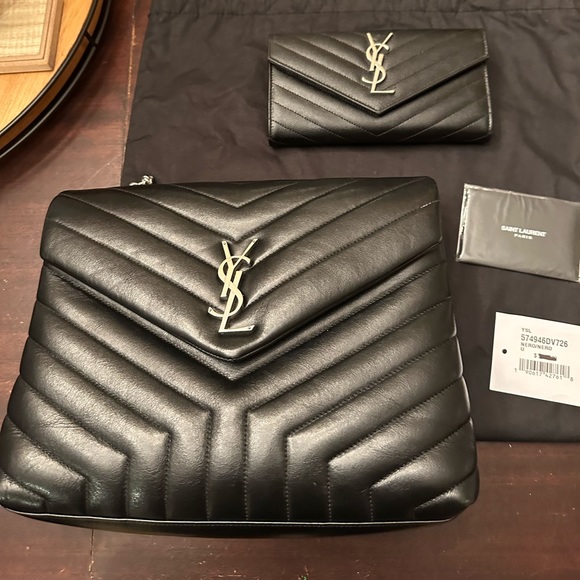 Yves Saint Laurent Medium Loulou Matelasse Leather Shoulder Bag/Wallet Combo - Picture 9 of 15